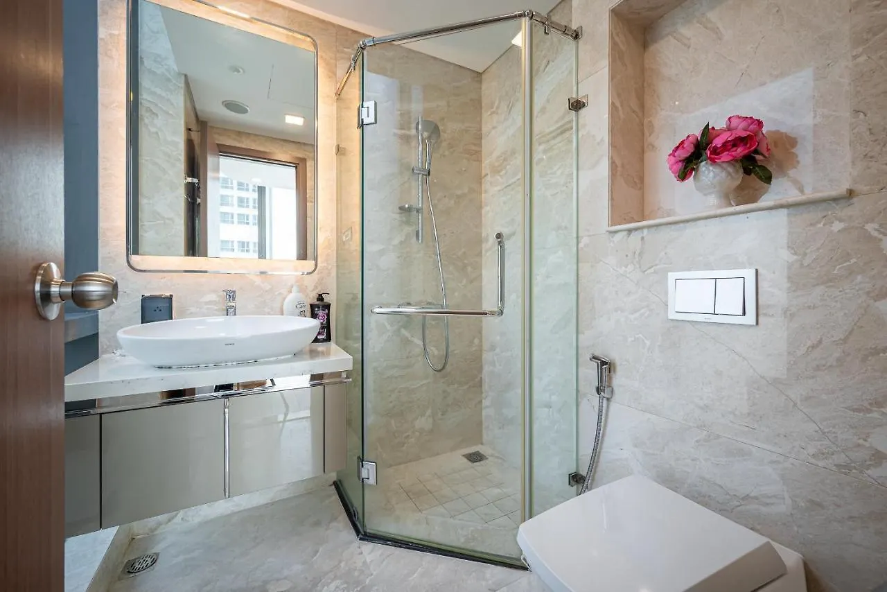 Apartment 2Br Landmark 81 Vinhome Central Park Ho Chi Minh City